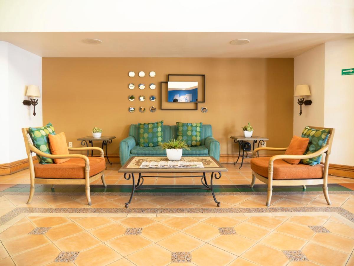 Holiday Inn Express Torreon By Ihg Extérieur photo