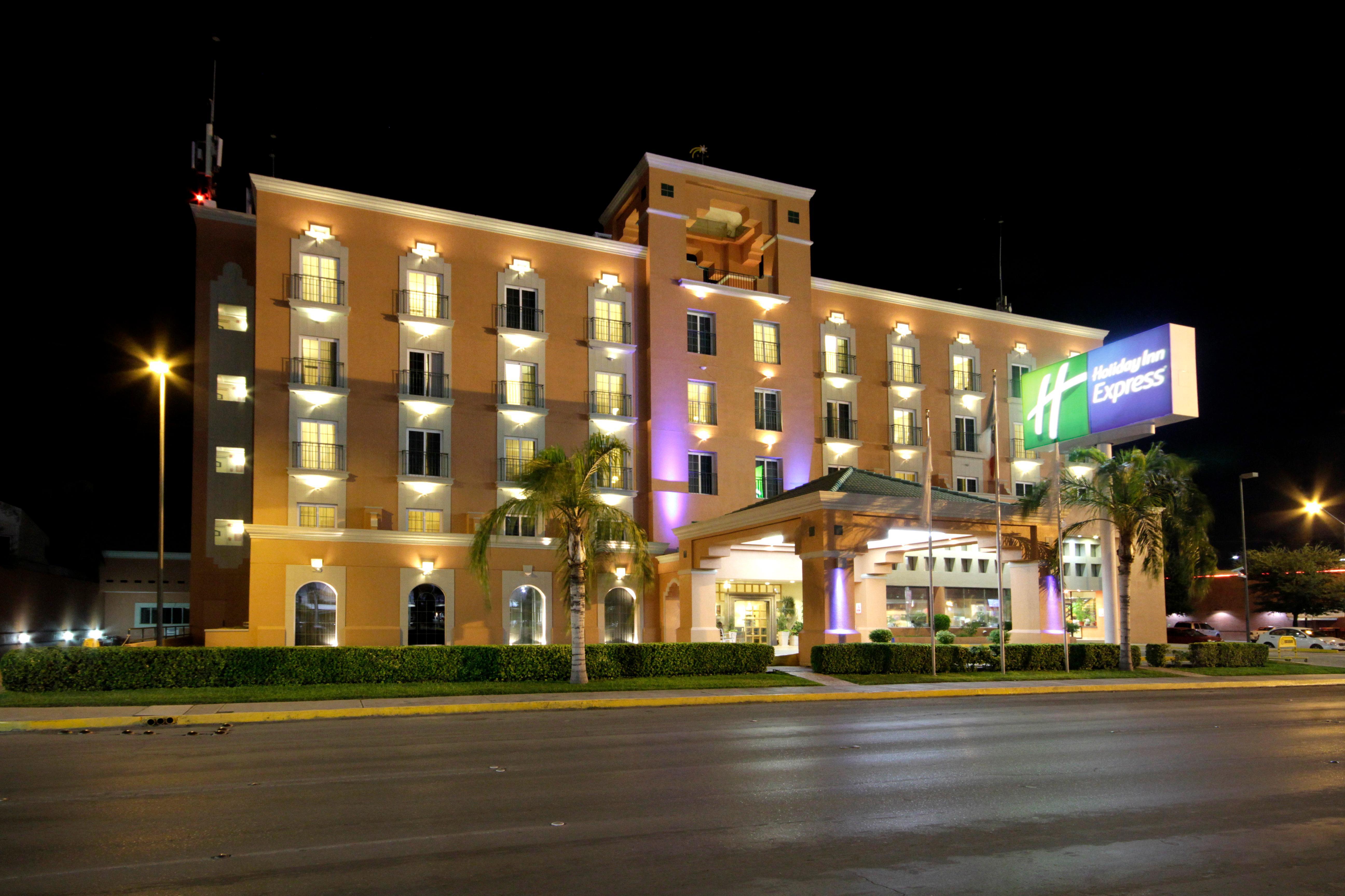Holiday Inn Express Torreon By Ihg Extérieur photo
