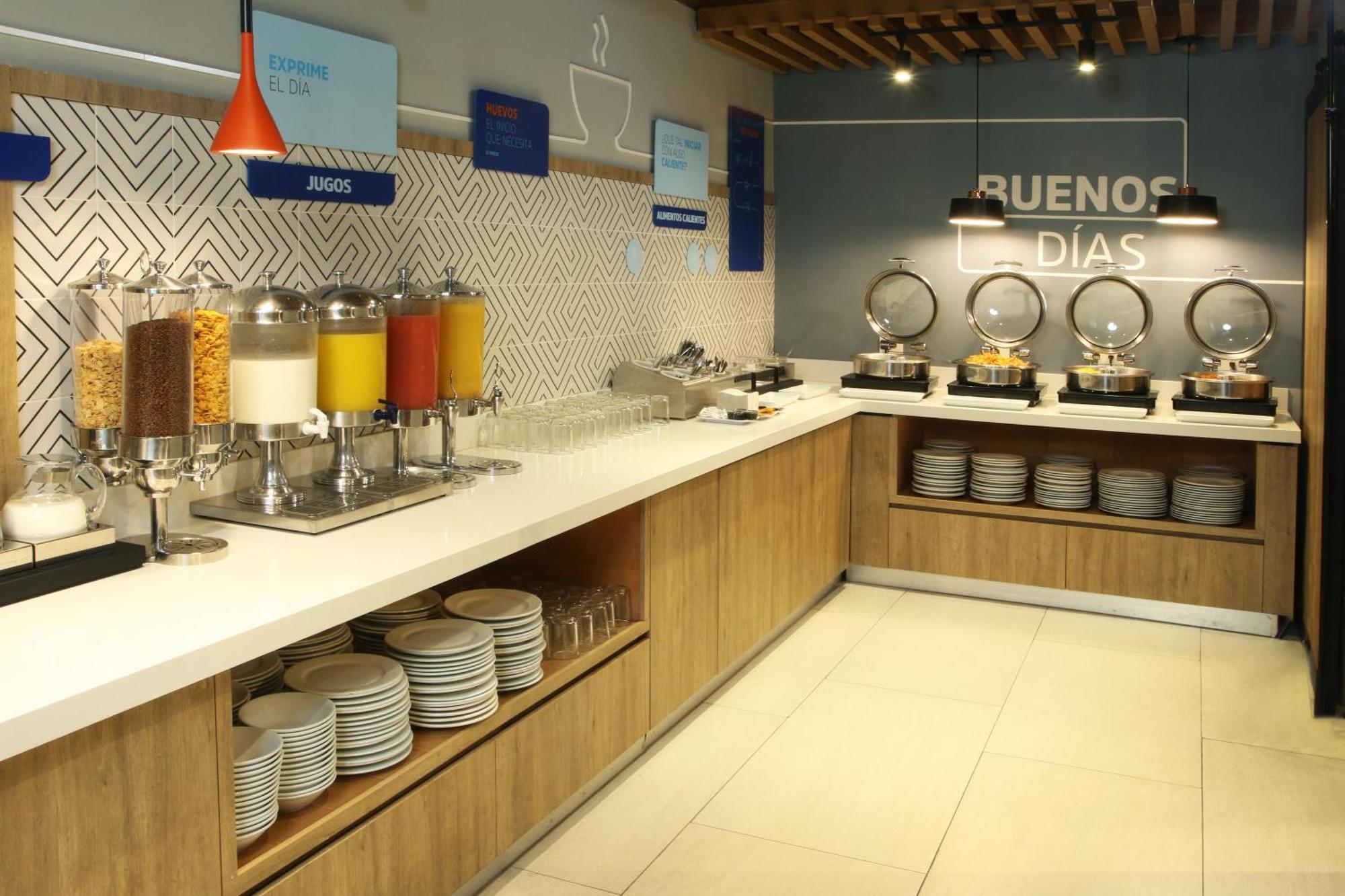 Holiday Inn Express Torreon By Ihg Extérieur photo
